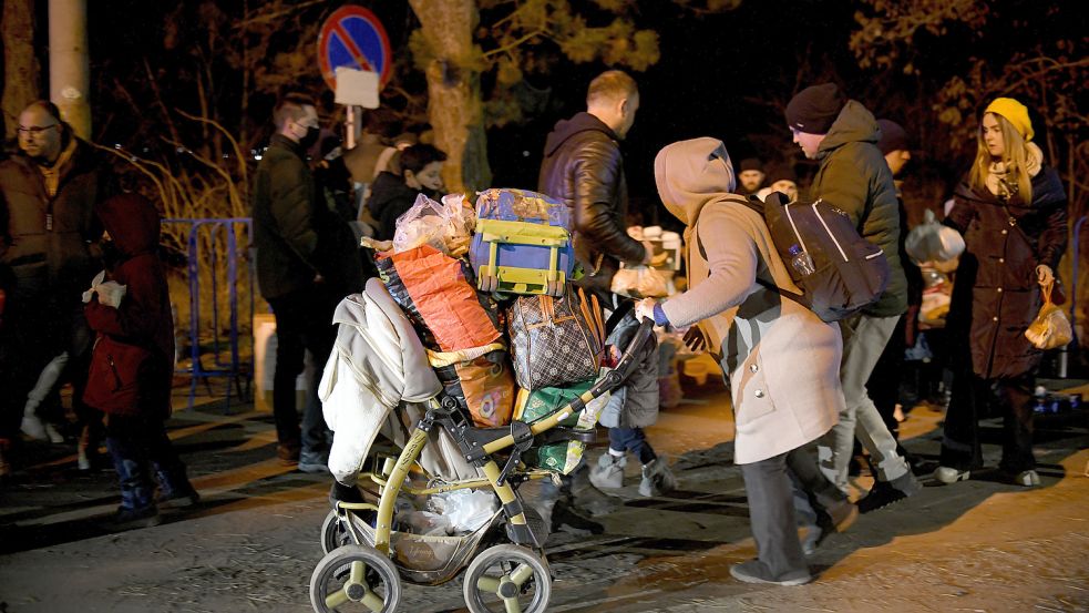 Viele Ukrainer versuchen gerade, das Land zu verlassen. Symbolfoto: Alexandru/dpa