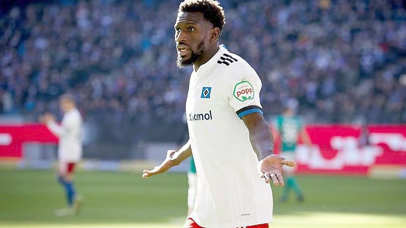 Muss sich nicht vor Gericht verantworten: HSV-Profi Bakery Jatta. Foto: Christian Charisius/dpa