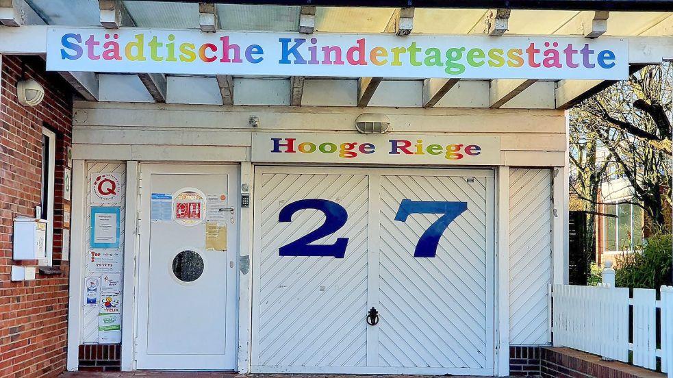 Der bisherige Eingang der Kita „Hooge Riege“ in Norden. Nach dem Um- und Ausbau soll auch dieser Eingang verlegt werden. Fotos: Rebecca Kresse
