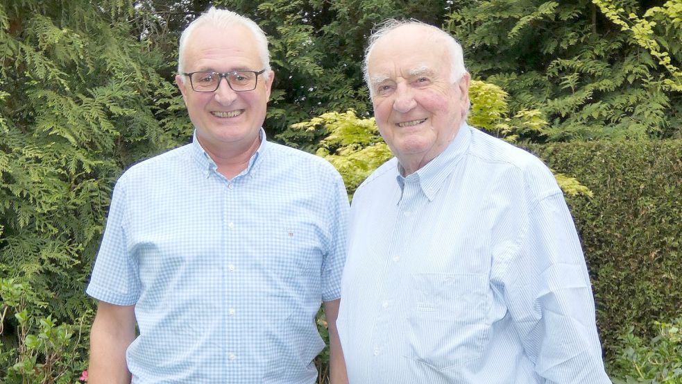 Heinrich Doyen (rechts), hier an seinem 90. Geburtstag 2019 mit seinem Sohn Alfred. Der Mitbegründer von Bohlen & Doyen verstarb am vergangenen Donnerstag. Foto: Mühring/Archiv