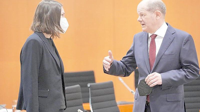 Das Bundeskabinett hat einen Sofortzuschlag für Kinder und Jugendliche aus ärmeren Familien abgesegnet. Foto: Michael Kappeler/dpa-Pool/dpa