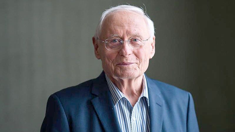 Oskar Lafontaine im Februar im saarländischen Landtag. Foto: Oliver Dietze/dpa