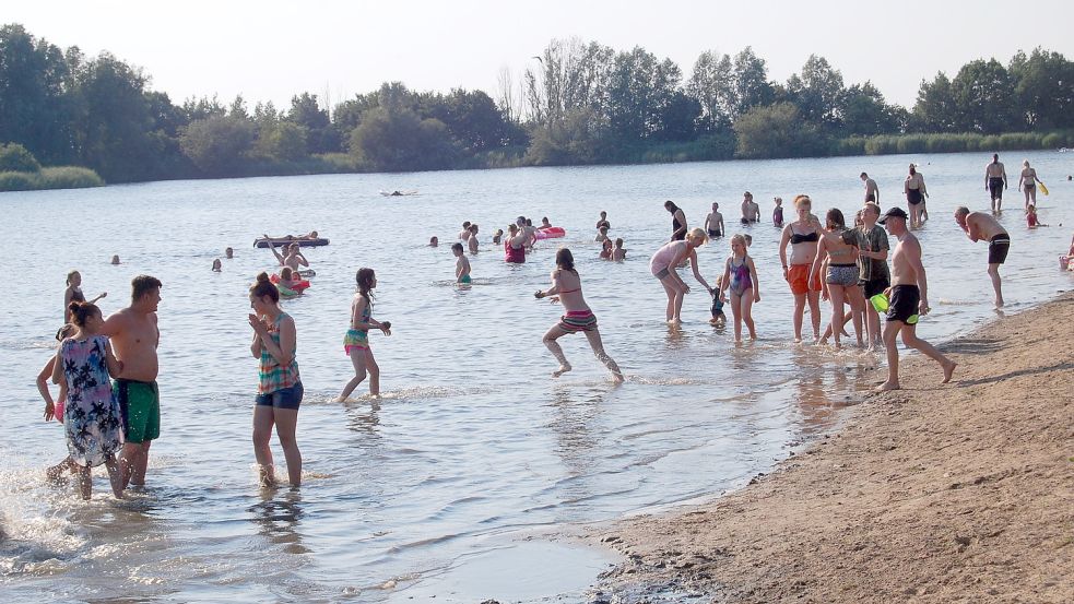 Der Badesee Soltborg ist wegen des flachabfallenden Ufers bei Familien mit Kindern beliebt. Foto: OZ-Archiv
