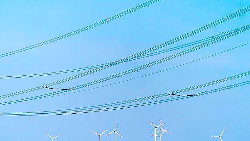Mit 20,6 Milliarden Kilowattstunden gibt es einen neuen Rekordmonat bei der Stromerzeugung aus Windenergie. Foto: Nicolas Armer/dpa