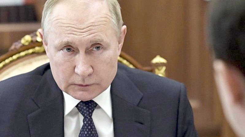 Russlands Präsident Wladimir Putin während eines Gesprächs in Moskau. Foto: Mikhail Klimentyev/Pool Sputnik Kremlin/AP/dpa