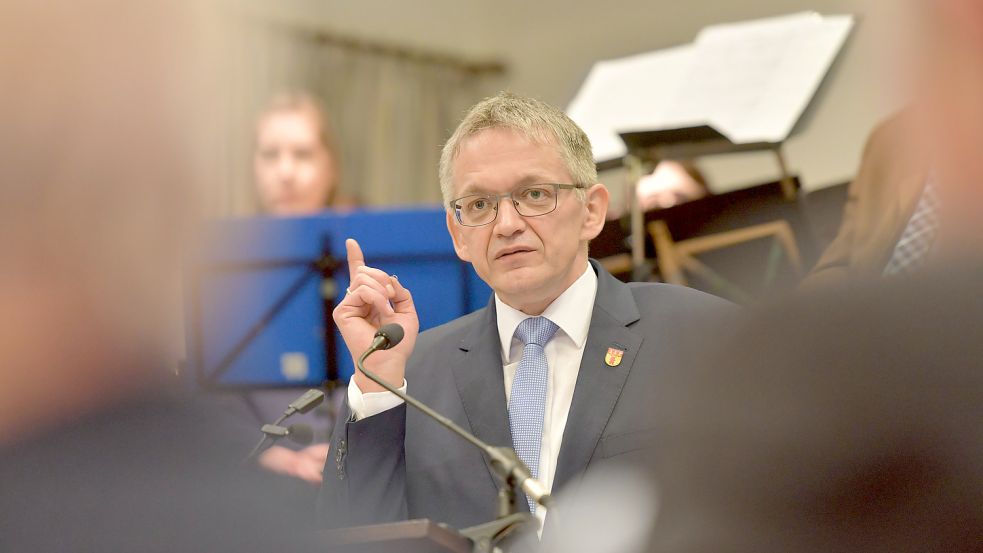 Landrat Olaf Meinen warnt davor, das Thema Corona auf die leichte Schulter zu nehmen. Foto: Archiv/Ortgies
