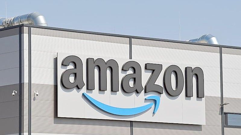 Amazon sichert sich Start-Kapazitäten bei Raketenstarts zum Aufbau eines eigenen Satelliten-Netzes. Foto: Patrick Pleul/dpa-Zentralbild/dpa