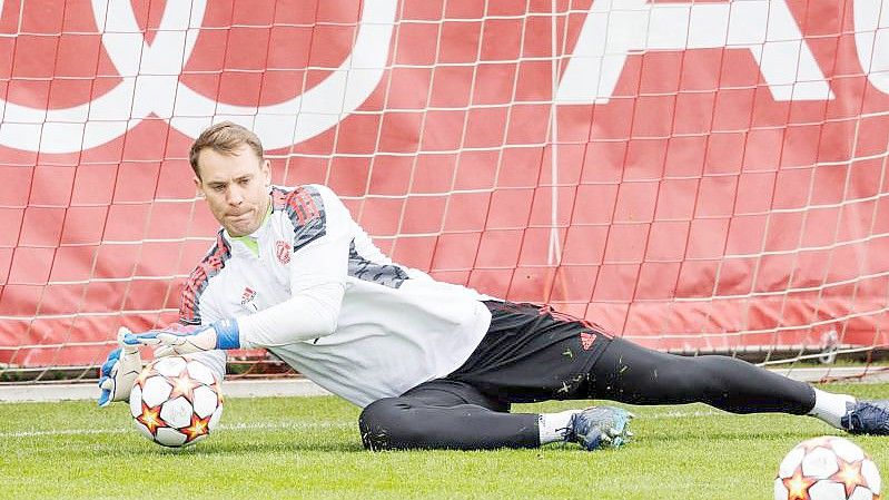 Manuel Neuer tritt mit dem FC Bayern München zum Viertelfinal-Hinspiel beim FC Villarreal im Estadio de la Ceramica an. Foto: Matthias Balk/dpa