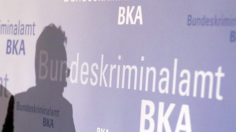 Firmen, die der Aufforderung des BKA nicht nachkommen, riskieren ein Zwangsgeld. Foto: Fredrik von Erichsen/dpa