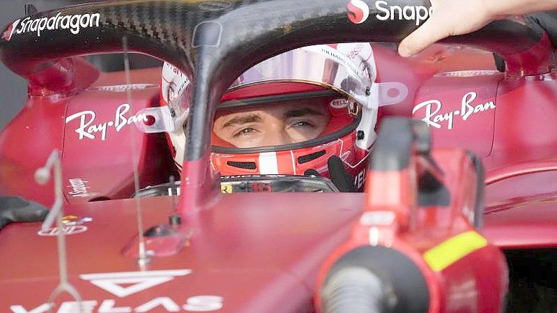 Charles Leclerc vom Team Ferrari hat die Chance seine WM-Führung auszubauen. Foto: Simon Baker/EPA POOL/AP/dpa