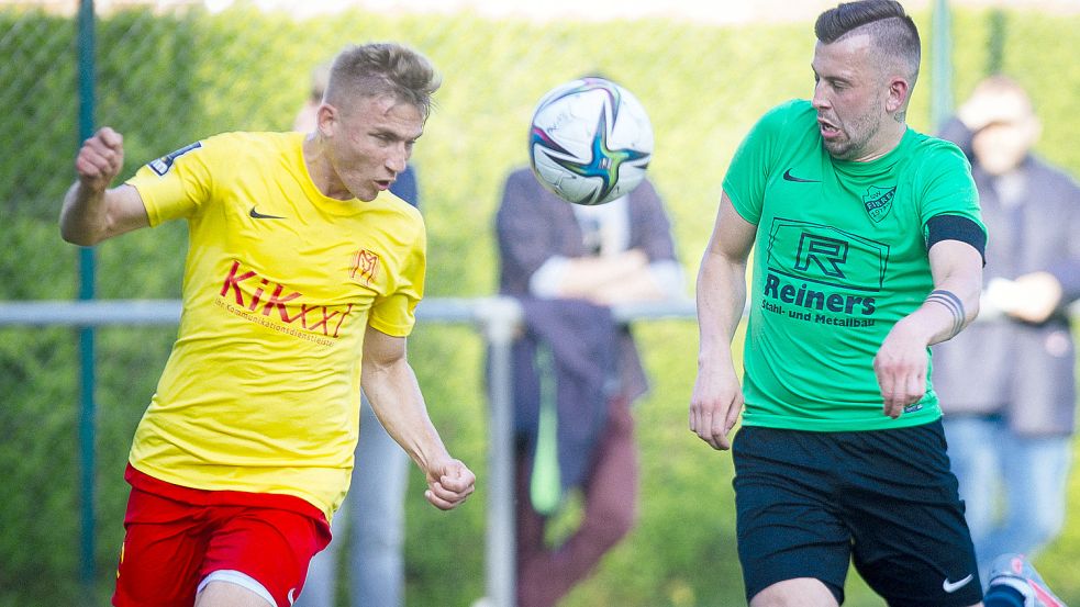 Firrel Torjäger Manuel Suda (rechts) muss wegen Knieproblemen pausieren. Foto: Doden