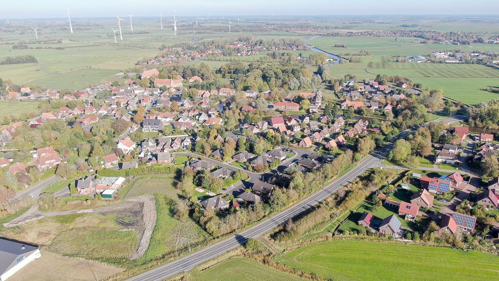 Inhaber von Zweitwohnungen in Hinte (Bild) und in den umliegenden Ortschaften der gleichnamigen Gemeinde müssen künftig wohl Steuern an die Kommune bezahlen. Foto: Hock/Archiv