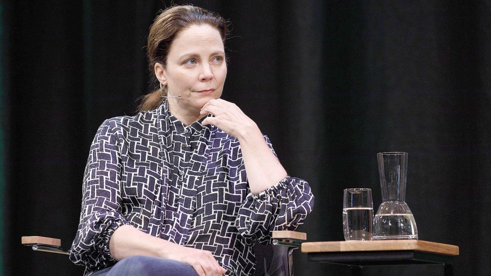 Thea Dorn moderiert eine U21-Ausgabe vom Literarischen Quartett. Foto: imago-images/C. Hardt/FutureImage