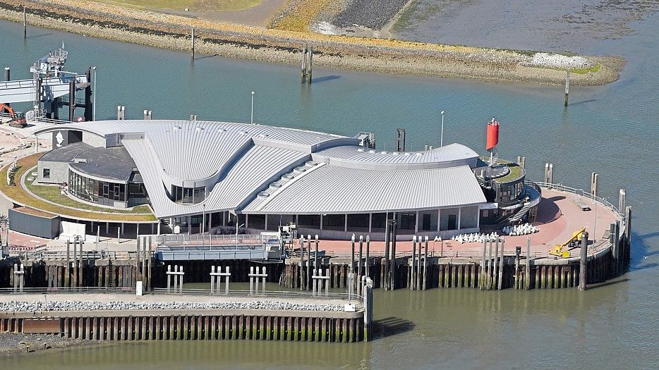 Die Südmole im Hafen von Norderney wird in den kommenden Wochen und Monaten saniert. Foto: NPorts