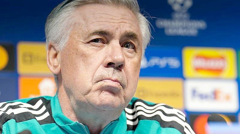 Der Trainer von Real Madrid, Carlo Ancelotti, nimmt an einer Pressekonferenz teil. Foto: Martin Rickett/PA Wire/dpa