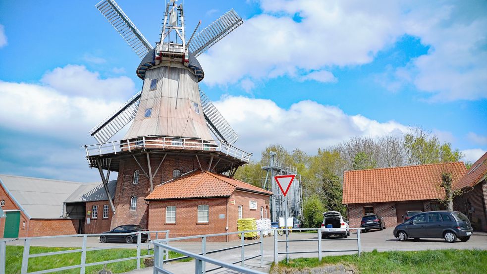 Zur Mühle Bohlen an der Hauptwieke gehören ein Landhandel sowie ein Naturkostladen. Erhältlich sind Mehle und Futtermittel sowie Heimtierfutter. Foto: Lüppen