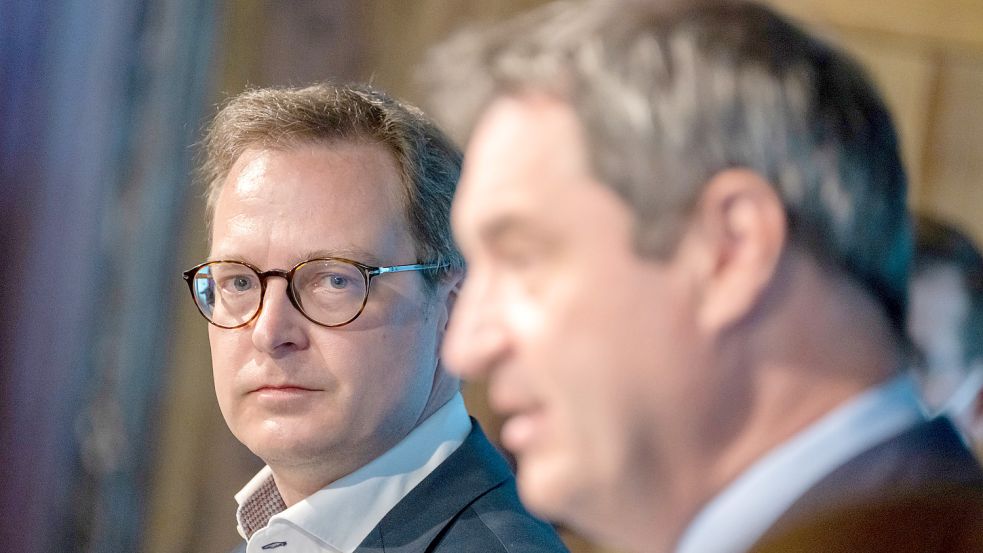 Im Team in den Wahlkampf: Martin Huber (links) wird neuer Generalsekretär der CSU von Markus Söder. Foto: Peter Kneffel