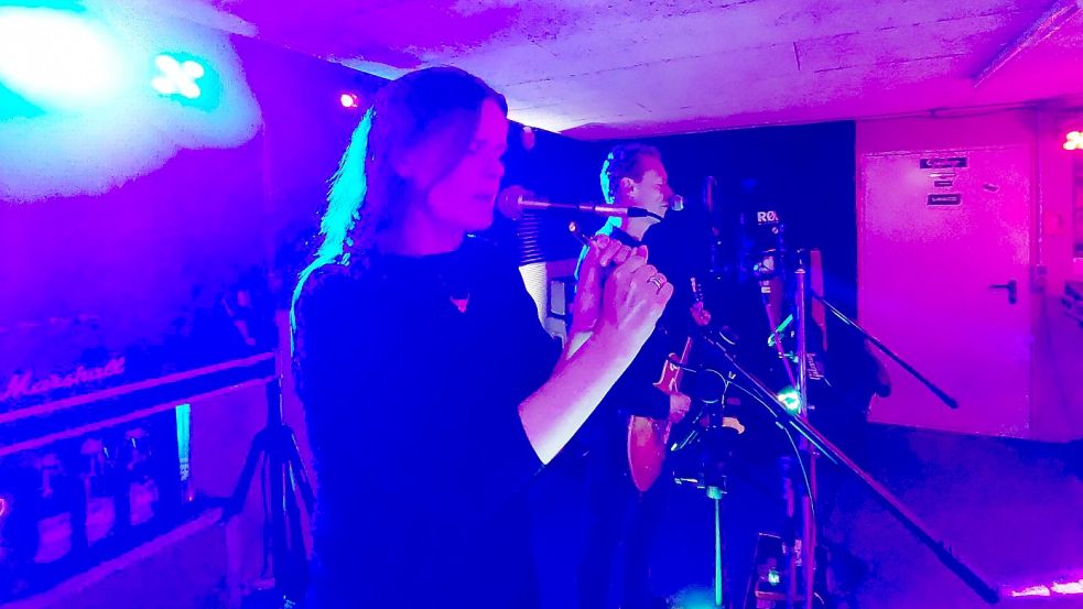 Anja und Stefan Golobow singen nur die selbst geschriebene Songs. Foto: Hanssen