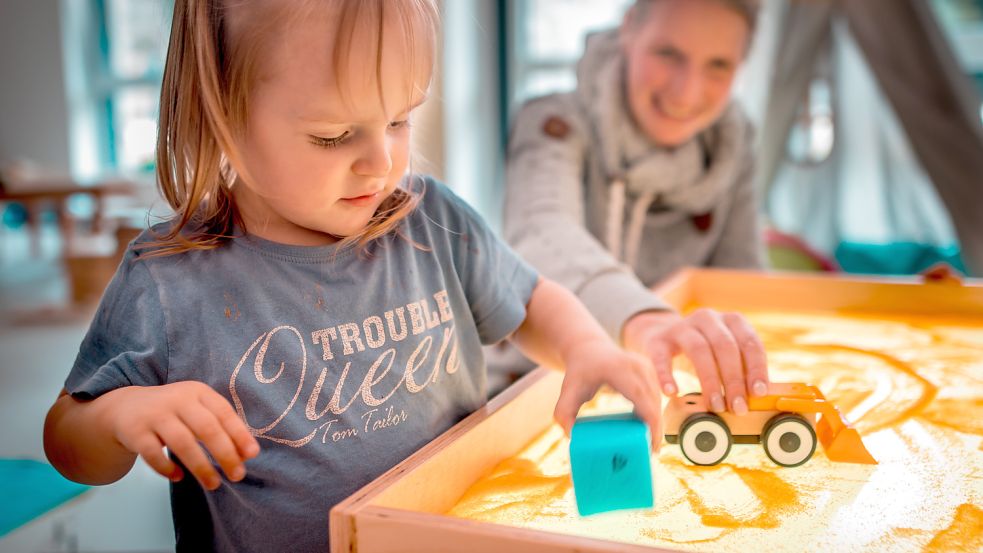 Ähnlich in der Krippengruppe des neuen Kindergartens „Tiddeltopp“ in Wiesmoor soll auch in dessen bisherigen Räumen eine Gruppe für die Kleinsten eingerichtet werden. Foto: Cordsen/Archiv