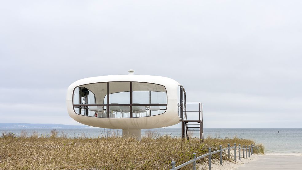Nah am Wasser gebaut: Das gilt für alle deutschen Halligen und Inseln. Am 12. und 13. Mai 2022 trafen sich ihre Vertreter im Ostseebad Binz. Foto: Imago Images/Chromorange