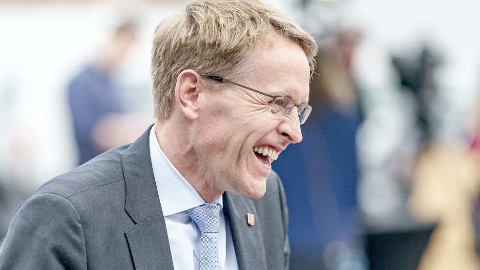 Hatte in dieser Woche gut lachen, hob aber nicht ab: Daniel Günther (CDU). Foto: Axel Heimken