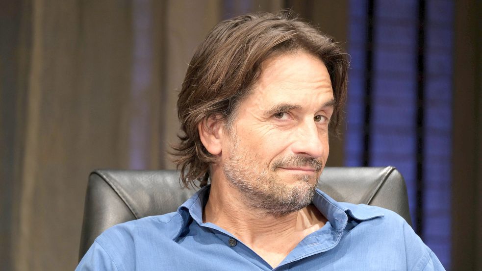 Nach dem Tatort seien für ihn die Türen zu einer bunten Welt aufgegangen, sagt Oliver Mommsen. Foto: imago images/Stephen Wallocha