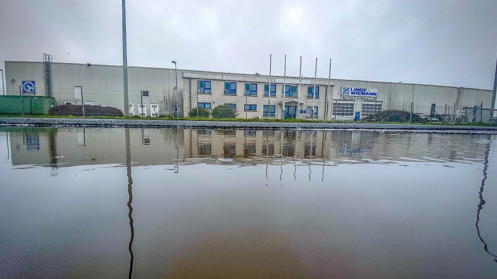 So sah der Standort von Linde+Wiemann in Georgsheil am Tag der Schließung Ende März aus. Der Standort wird vom Südbrookmerlander Unternehmen Groen & Janssen weitergenutzt. Foto: Cordsen/Archiv