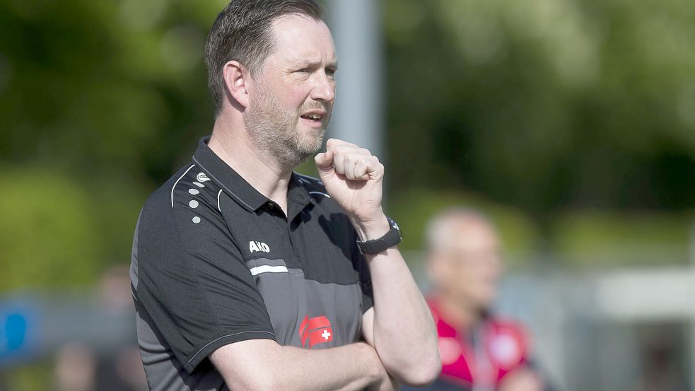 Gewann zuletzt zweimal mit Germania: Interimstrainer Frank Bajen. Foto: Doden