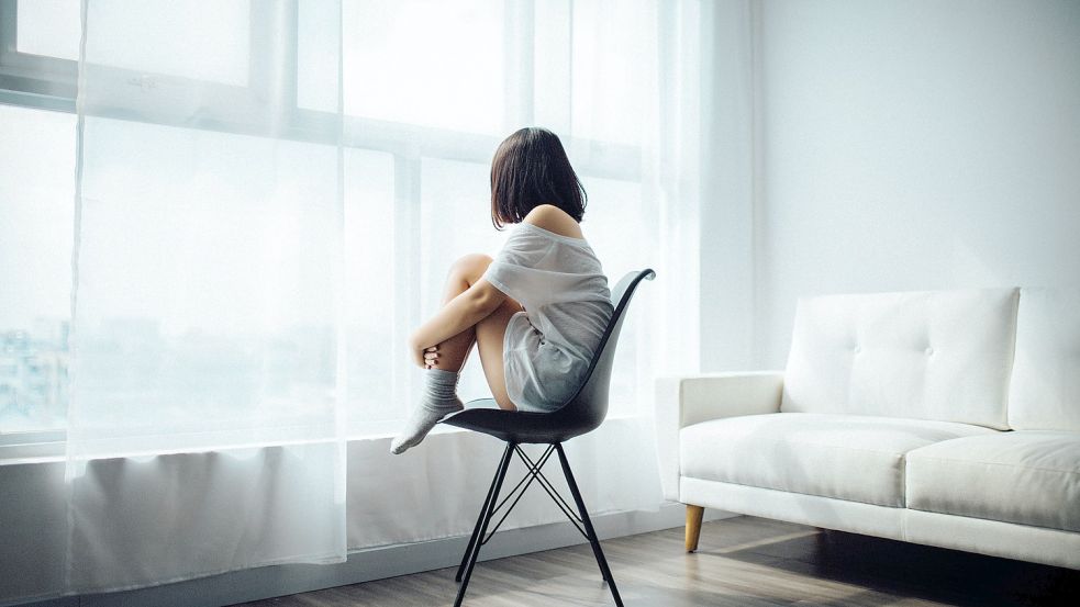 Wen rufst Du an, wenn etwas besonders Tolles oder besonders Schlimmes passiert: Deine Eltern, Deinen Partner oder einen Freund? Foto: Unsplash/Anthony Tran (Symbolbild)