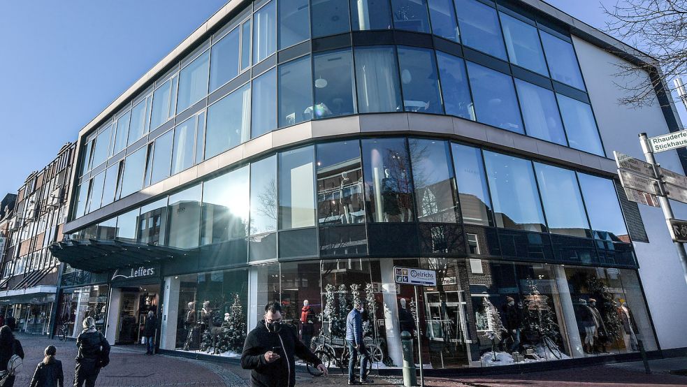 Im zweiten Stock des Modehauses Leffers in Leer wird das Café derzeit nicht betrieben. Foto: Ortgies/Archiv