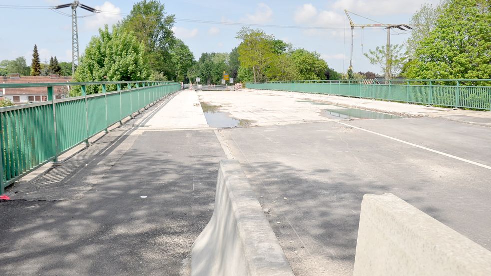 Abgefräst sind die Stadtringbrücken bereits. Dabei kamen jedoch gravierende Schäden zum Vorschein. Foto: Wolters