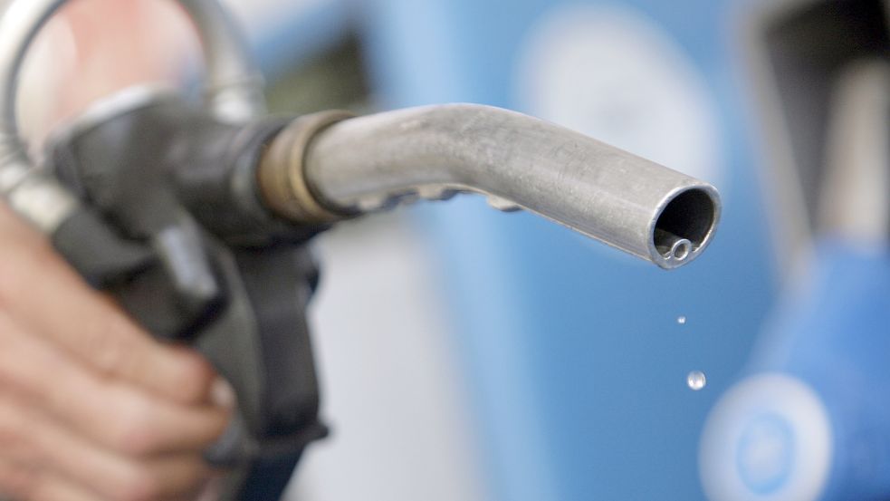 Der Tankrabatt soll Autofahrer entlasten - ob es wirklich so kommt? Foto: dpa