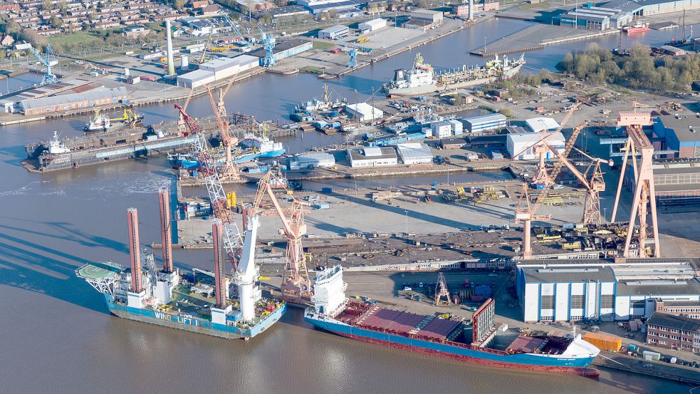 Die Werft Fosen Yard ist auf dem Gelände der ehemaligen Nordseewerke im Emder Binnenhafen angesiedelt. Foto: Tobias Bruns/Archiv