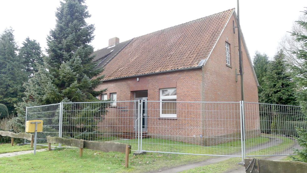 Im Jahr 2018 wurde das Gemeinschaftshaus in Kirchborgum wegen massiver Gebäudeschäden aus Sicherheitsgründen geschlossen. Obwohl es Fördergeld gibt, wird der Neubau nicht realisiert. Die Stadt kann die Gegenfinanzierung nicht stemmen. Foto: Gettkowski/Archiv
