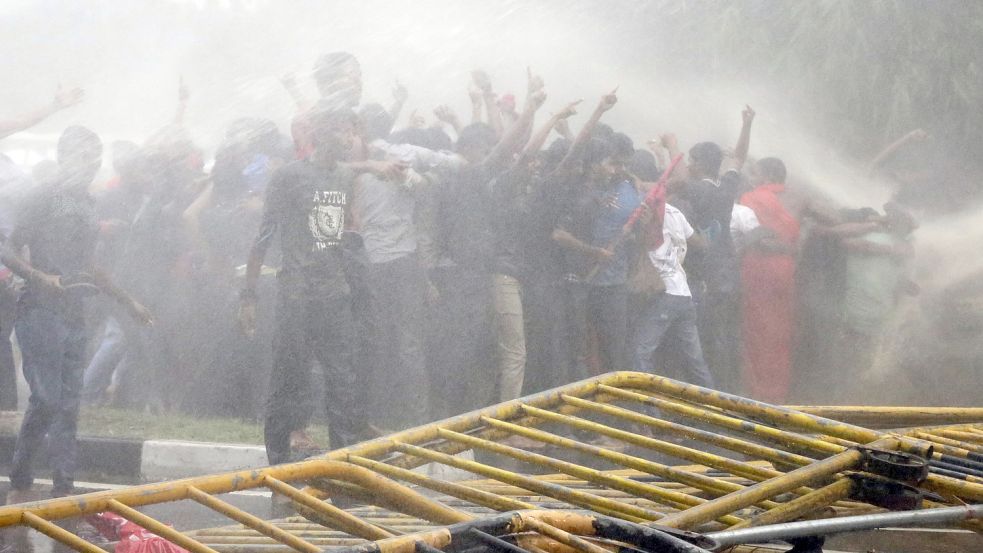 Ein wütender Mob in Mexiko verübte Selbstjustiz. (Symbolbild) Foto: dpa/M.A.Pushpa Kumara