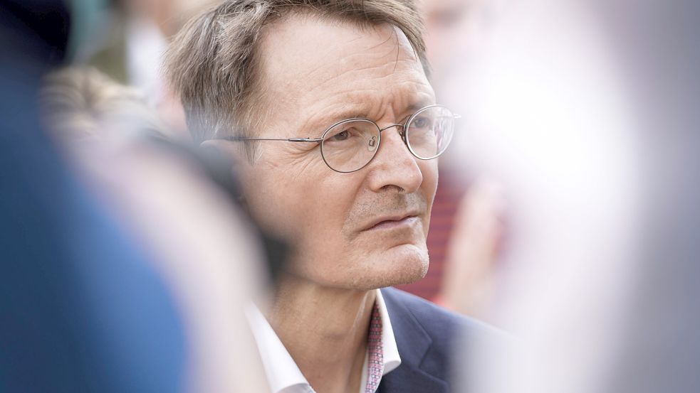 Hat noch keine Lösung für die Finanzierung der Krankenkassen gefunden: Gesundheitsminister Karl Lauterbach (SPD). Foto: www.imago-images.de