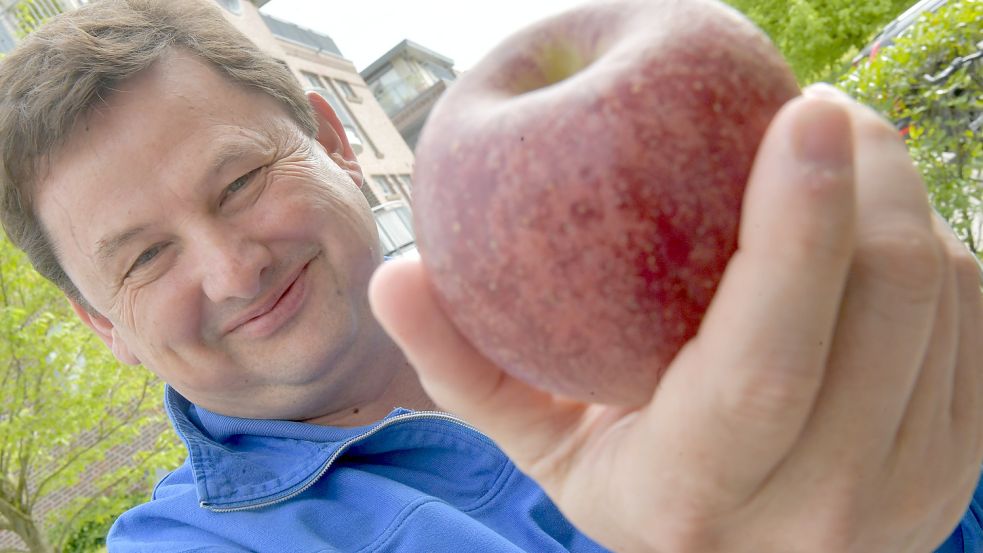 Dr. Markus Rohe (56) aus Leer ist Internist, Diabetologe und Ernährungsmediziner. Foto: Ortgies