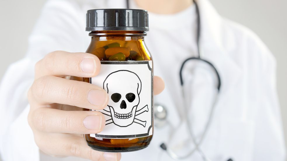 Wenn chronisch oder unheilbar Kranke nicht mehr weiterleben wollen, denkt der ein oder andere Betroffene möglicherweise über einen „assisiterten Suizid“ nach. Foto: stock.adobe.com/Dan Race