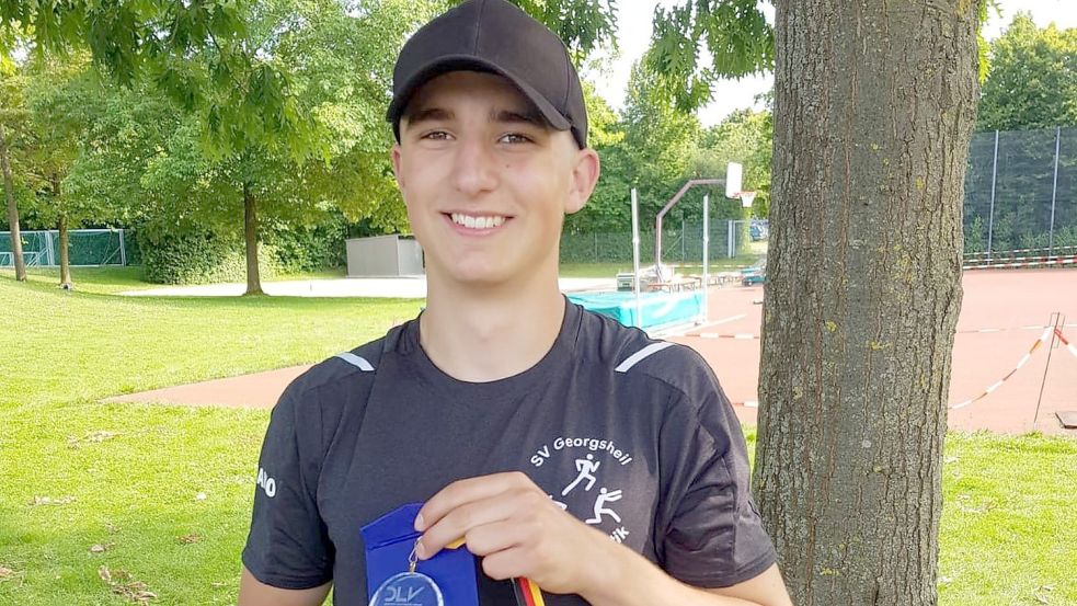 Der 15-jährige William Wolzenburg erreichte am Sonnabend eine neue Wunderweite. Das Foto des Schülers stammt aus dem vergangenen Jahr. Archivfoto: Privat