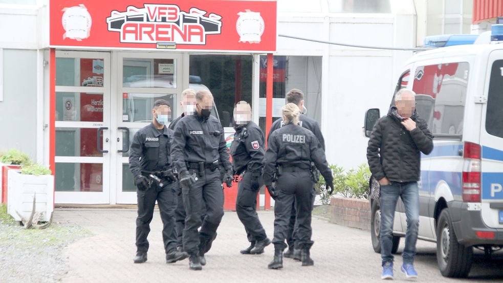 An verschiedenen Orten in Ostfriesland gab es Hausdurchsuchungen, darunter in Wiesmoor. Foto: Redaktion
