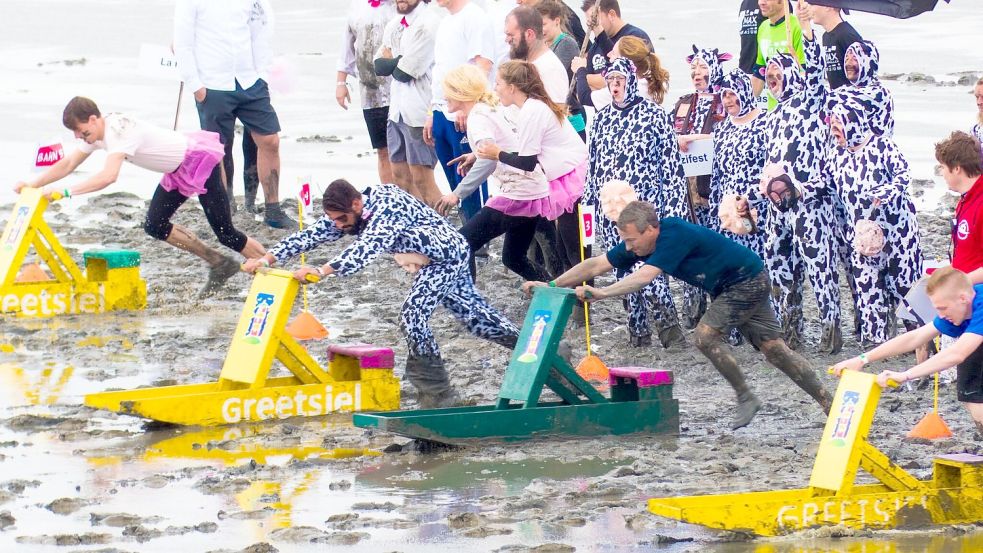 Schlickschlitten-Rennen (hier im Jahr 2019) könnte eine der Disziplinen in den „Ostfriesland Games“ sein. Foto: Archiv