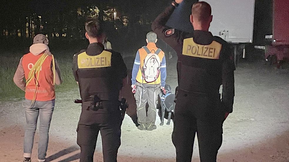 Trotz intensiver Suche hat die Polizei weiterhin keine Spur von dem seit Freitag vermissten Kind. Foto: Andre van Elten/dpa/TNN/dpa