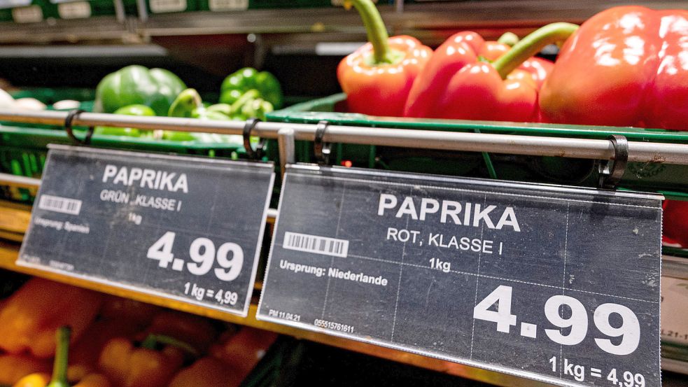 Bisher konnten die Preise für lose angebotene Waren wie Gemüse auch in Gramm angegeben werden. Das darf jetzt nicht mehr. Foto: Sommer/DPA