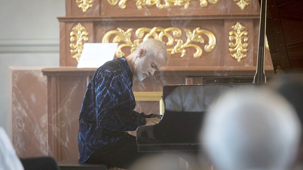 Erstaunlich perfekte Klanggestaltung: Pianist Pavel Nersessian in Bad Iburg. Foto: Swaantje Hehmann