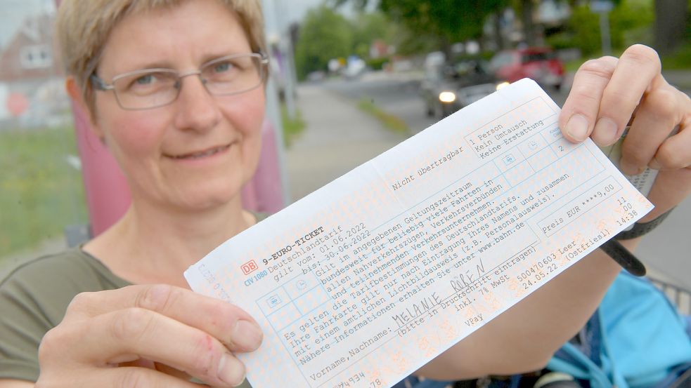 Melanie Röben nutzt seit dem 1. Juni das 9-Euro-Ticket. Foto: Ortgies