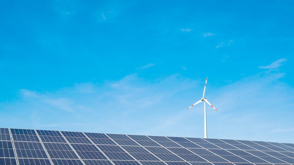 Fast die Hälfte des deutschen Strombedarfs wurde zuletzt über grüne Energie gedeckt. Foto: Kneffel/DPA
