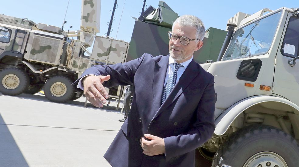 Der ukrainische Botschafter Andrij Melnyk hat mit seinen Äußerungen zuletzt viel Kritik auf sich gezogem. Jetzt soll er offenbar nach Kiew versetzt werden. Foto: Kumm/DPA