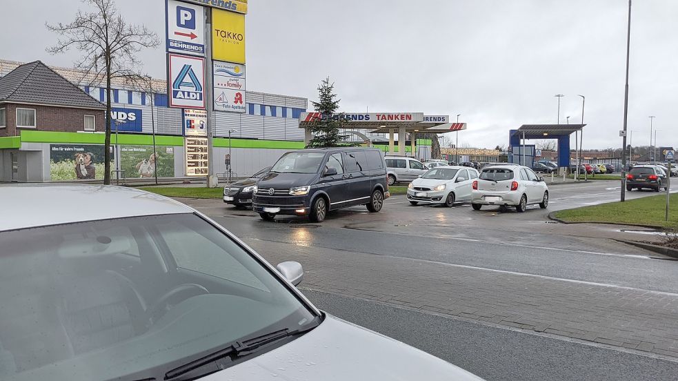 Die Zufahrten rund ums Kaufhaus Behrends stellen für die Verkehrsplaner eine Herausforderung dar. Foto: Archiv/Homes