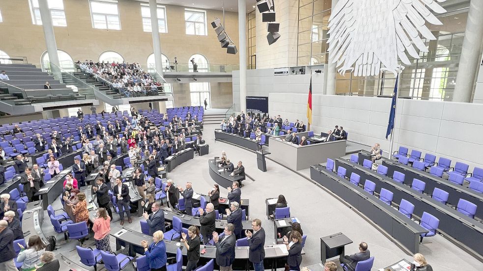 Es kommt vor: Im deutschen Bundestag wurde gelacht. Foto: imago-images/Political-Moments