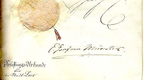 Mit Brief und Siegel: Vor rund 200 Jahren bekam Leer die Stadtrechte. Foto: Stadtarchiv Leer